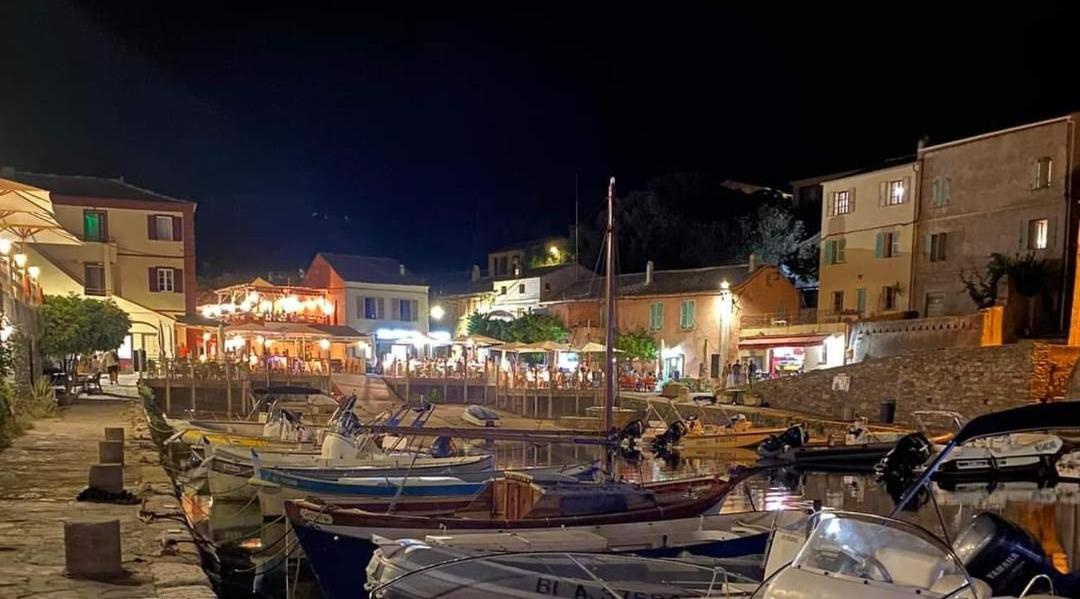 Porteo - Les Terrasses Du Port Сентури Екстериор снимка