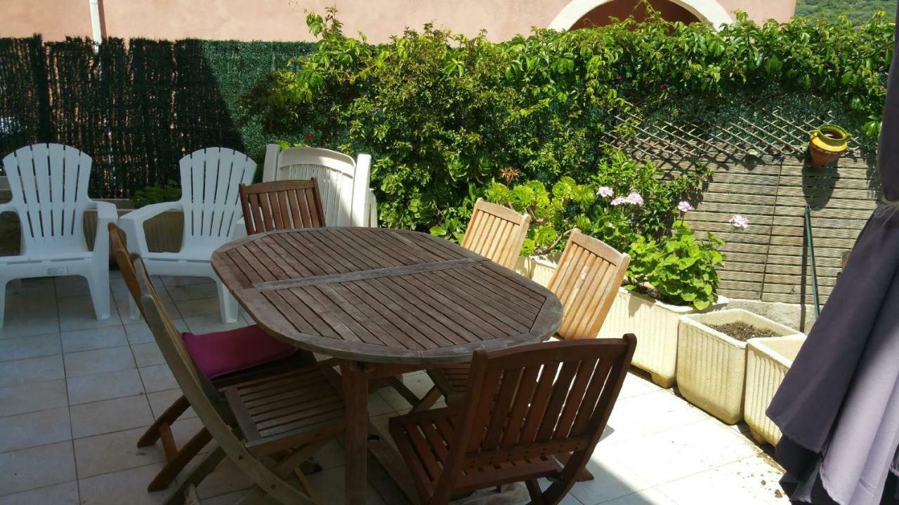 Porteo - Les Terrasses Du Port Сентури Екстериор снимка